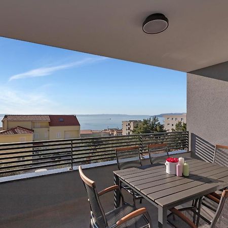Luxury Apartment Sidro With Free Beach Parking Макарська Екстер'єр фото