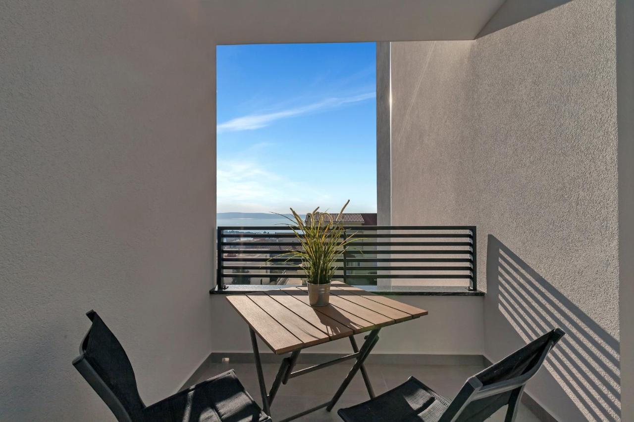 Luxury Apartment Sidro With Free Beach Parking Макарська Екстер'єр фото