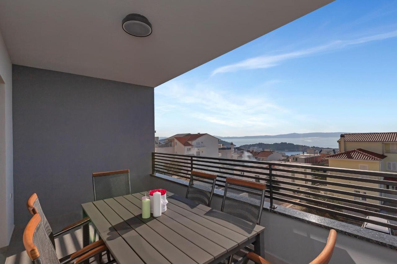 Luxury Apartment Sidro With Free Beach Parking Макарська Екстер'єр фото